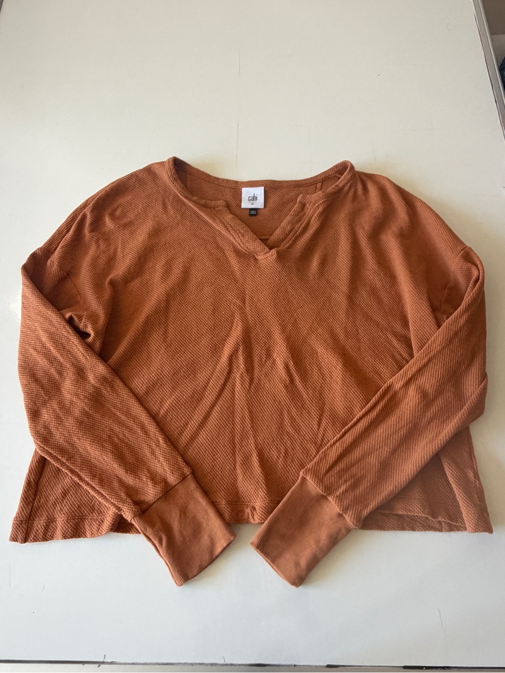 Cabi Thermal Top Women M Burnt Orange V-Neck Cropped Long Sleeve # 4369